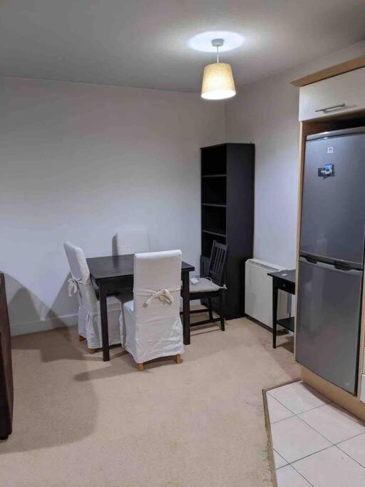 Beautiful 2 Bed Apt In Grand Canal Dublín Exterior foto